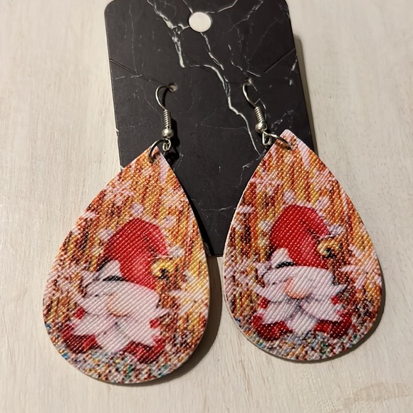 NIP Faux Leather Gnome & Snowflake Christmas Earrings - Picture 3 of 4